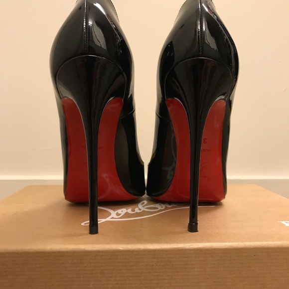 Christian Louboutin Shoes - Christian Louboutin So Kate Black Patent Pump